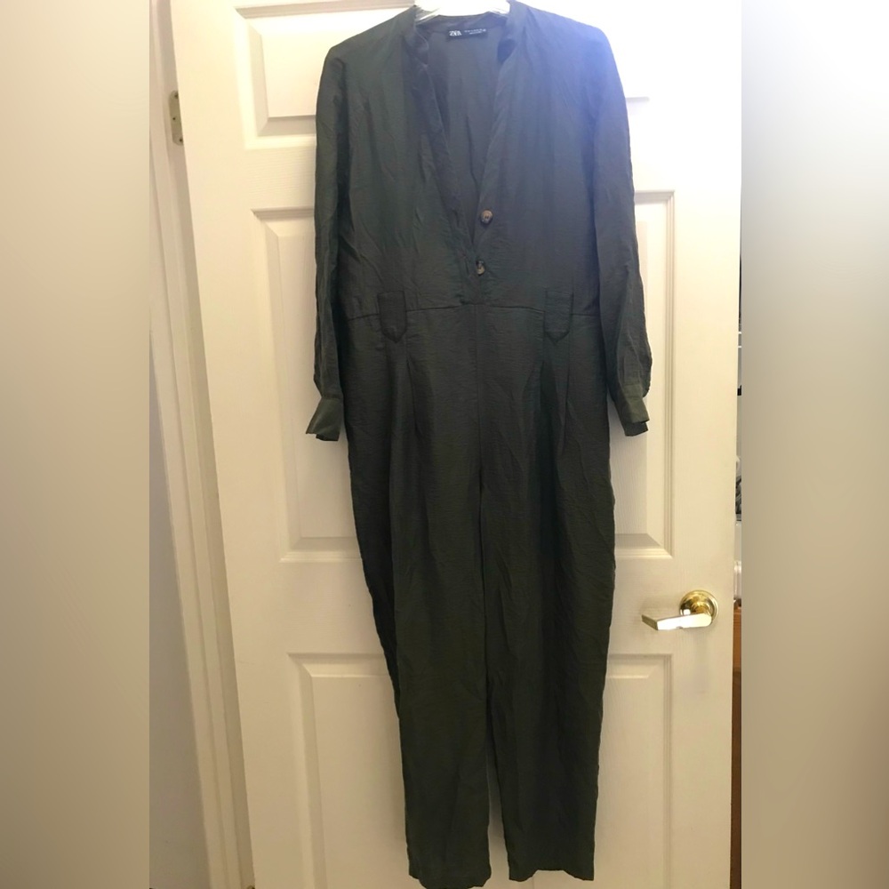 Zara Jumpsuit, size M